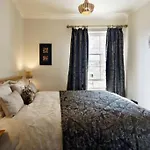 Pear Apartment York City Centre - Self Check-In